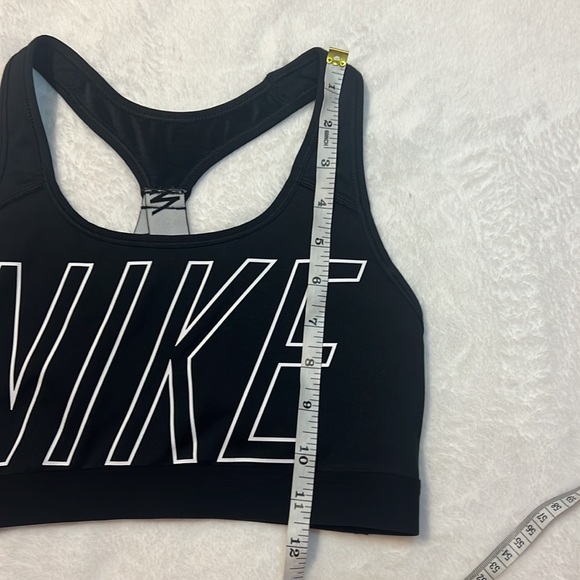 Nike Sports Bra - Picture 4 of 5